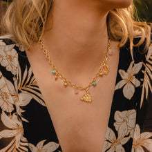 Cargar imagen en el visor de la galería, Collar Con Dijes Varios + Aretes
