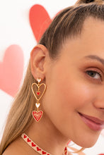 Cargar imagen en el visor de la galería, Aretes Corazones Pintados
