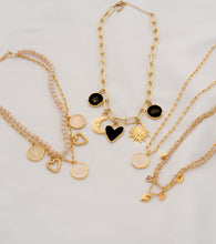 Cargar imagen en el visor de la galería, Collar Dijes Varios + Aretes
