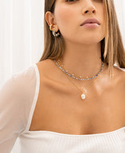 Cargar imagen en el visor de la galería, Set Collar Dije De Ola + Aretes
