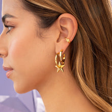 Cargar imagen en el visor de la galería, Set X3 Aretes Estrellas By Issa Vásquez
