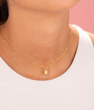 Cargar imagen en el visor de la galería, Cadena Dije De Candado + Aretes

