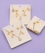 Cargar imagen en el visor de la galería, Choker Con Dijes Varios + Aretes
