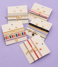 Cargar imagen en el visor de la galería, Set De Pulseras Con Dije De Estrella + Aretes
