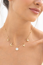Cargar imagen en el visor de la galería, Choker Con Dijes Varios + Aretes
