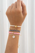 Cargar imagen en el visor de la galería, Set De Pulseras Con Dije De Estrella + Aretes
