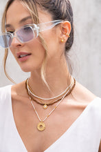 Cargar imagen en el visor de la galería, Set De 2 Pares De Topos + 1 Earcuff
