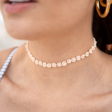 Cargar imagen en el visor de la galería, Choker Playa Beige By Dani Arango
