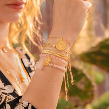 Cargar imagen en el visor de la galería, Set Pulseras Con Dije De Cuarzo Rosa
