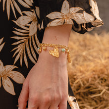 Cargar imagen en el visor de la galería, Set Pulseras Con Dijes Varios + Aretes
