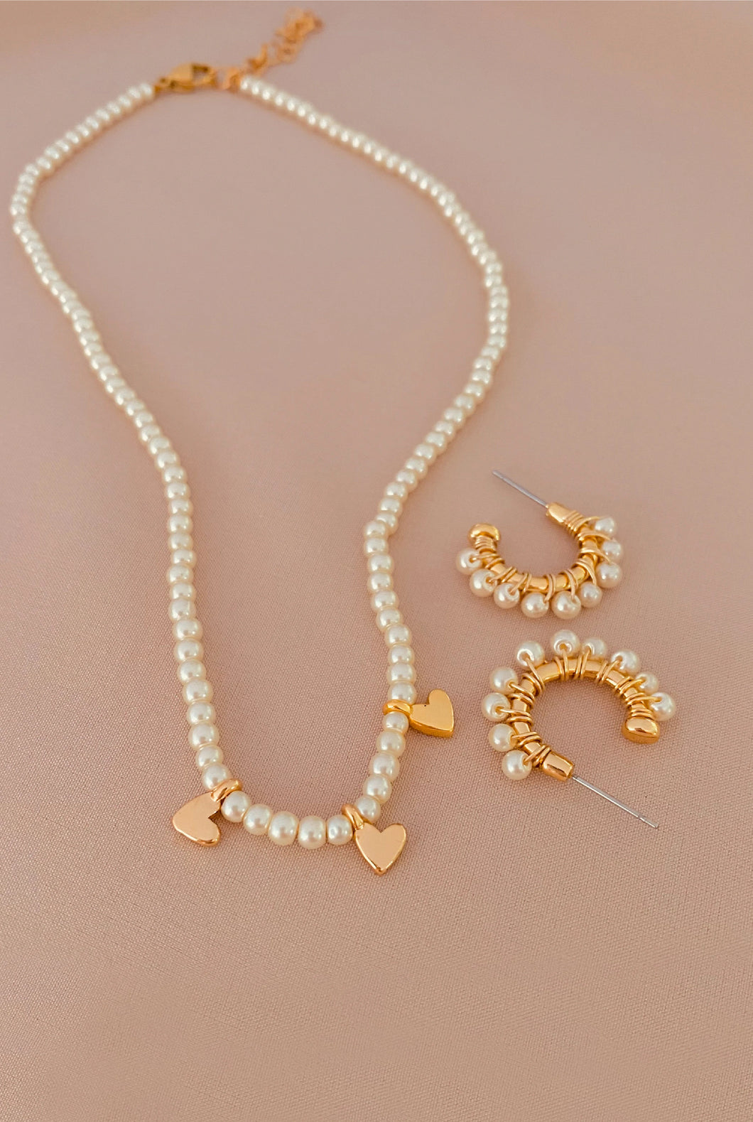 SET CHOKER + ARETES PERLAS