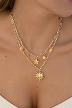 Cargar imagen en el visor de la galería, Collar Mini Con Dijes Varios + Aretes
